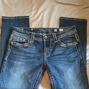 Miss Me Women's Dark Blue cropped Jeans